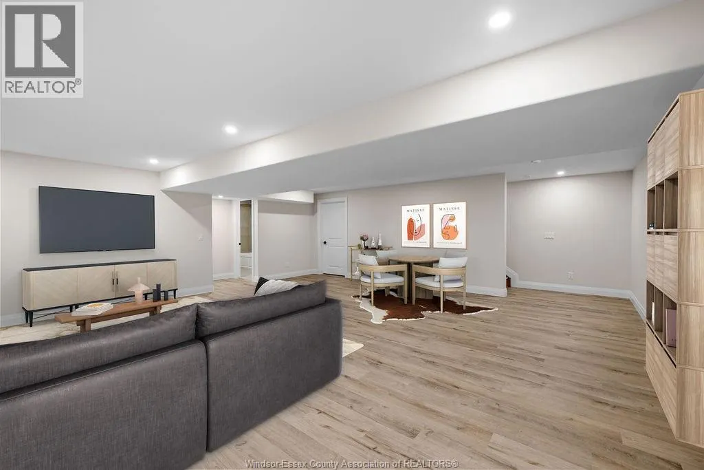 7548 SILVERLEAF LANE