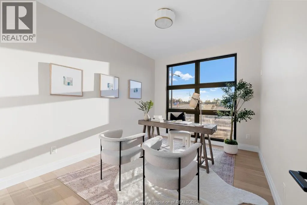 7558 SILVERLEAF LANE