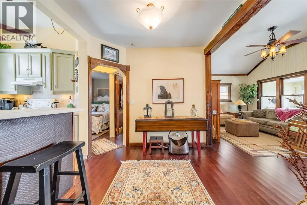 499 LAKESIDE DRIVE