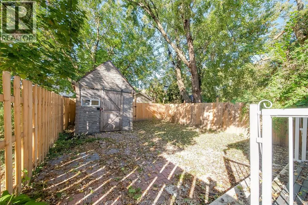 427 BRIDGE AVENUE