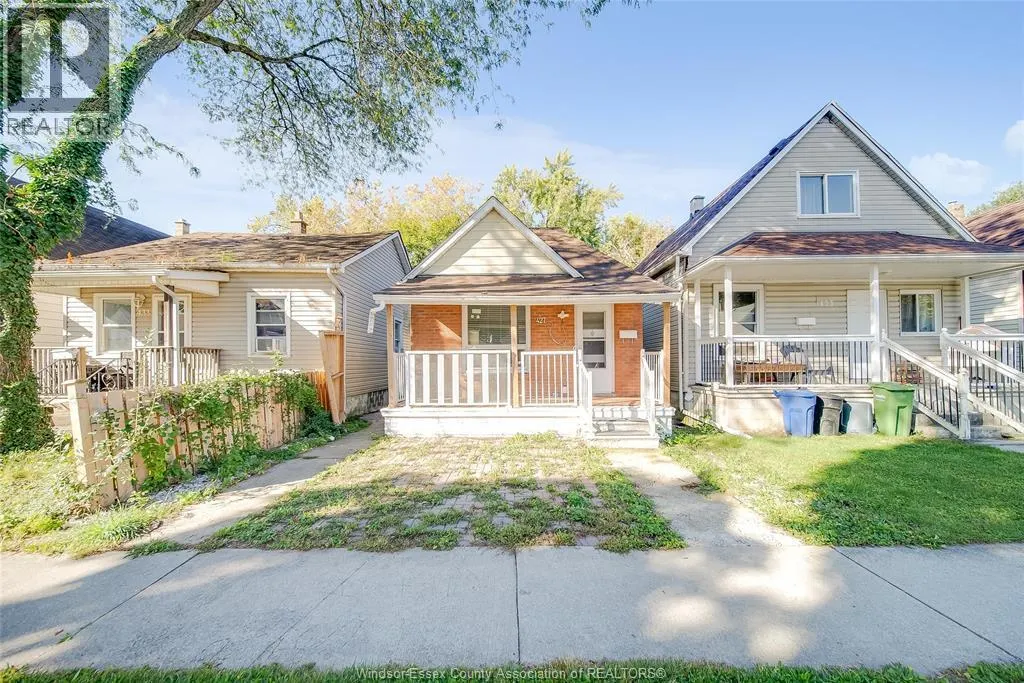 427 BRIDGE AVENUE