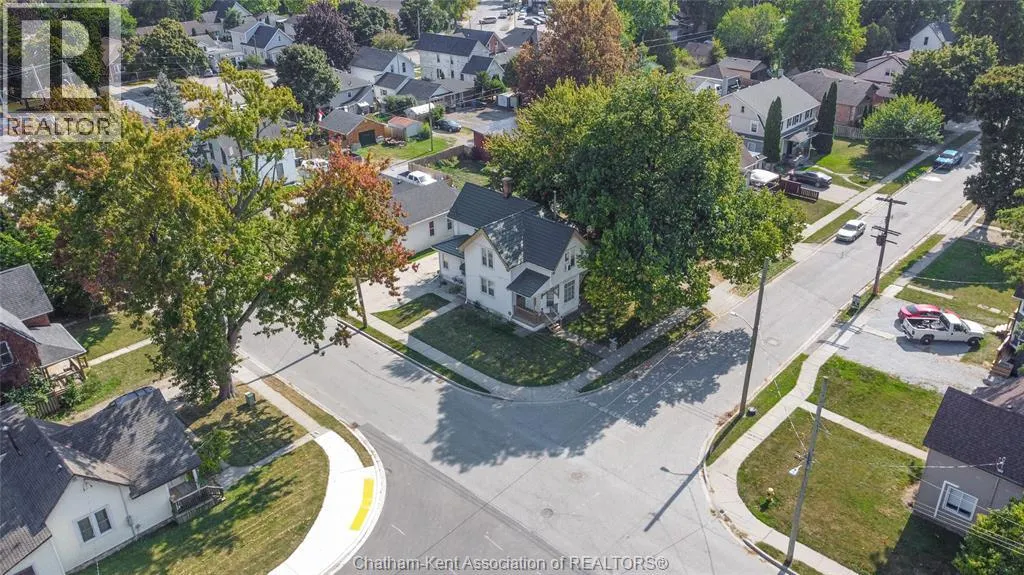 222 SELKIRK STREET