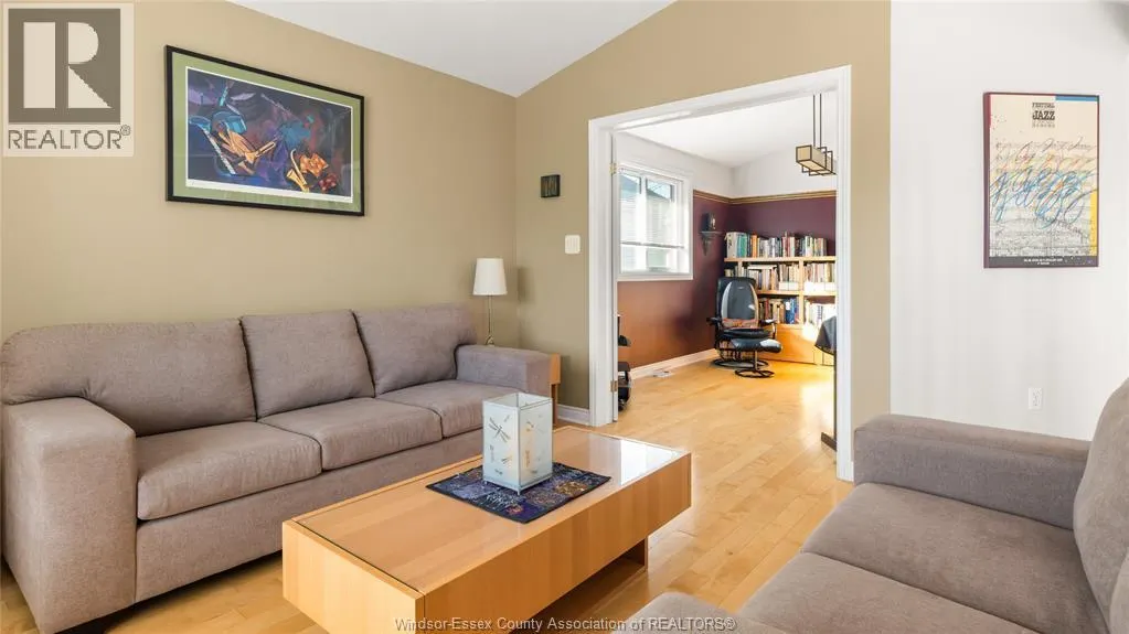 2877 RUTH ROAD