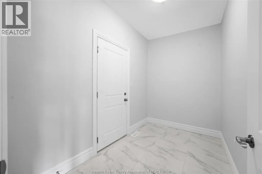 85 KINGSBRIDGE