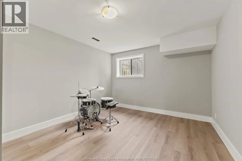 405 JEWEL STREET