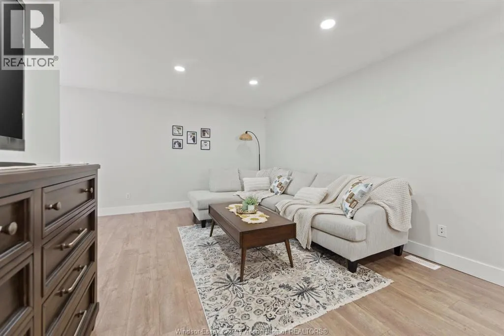 405 JEWEL STREET