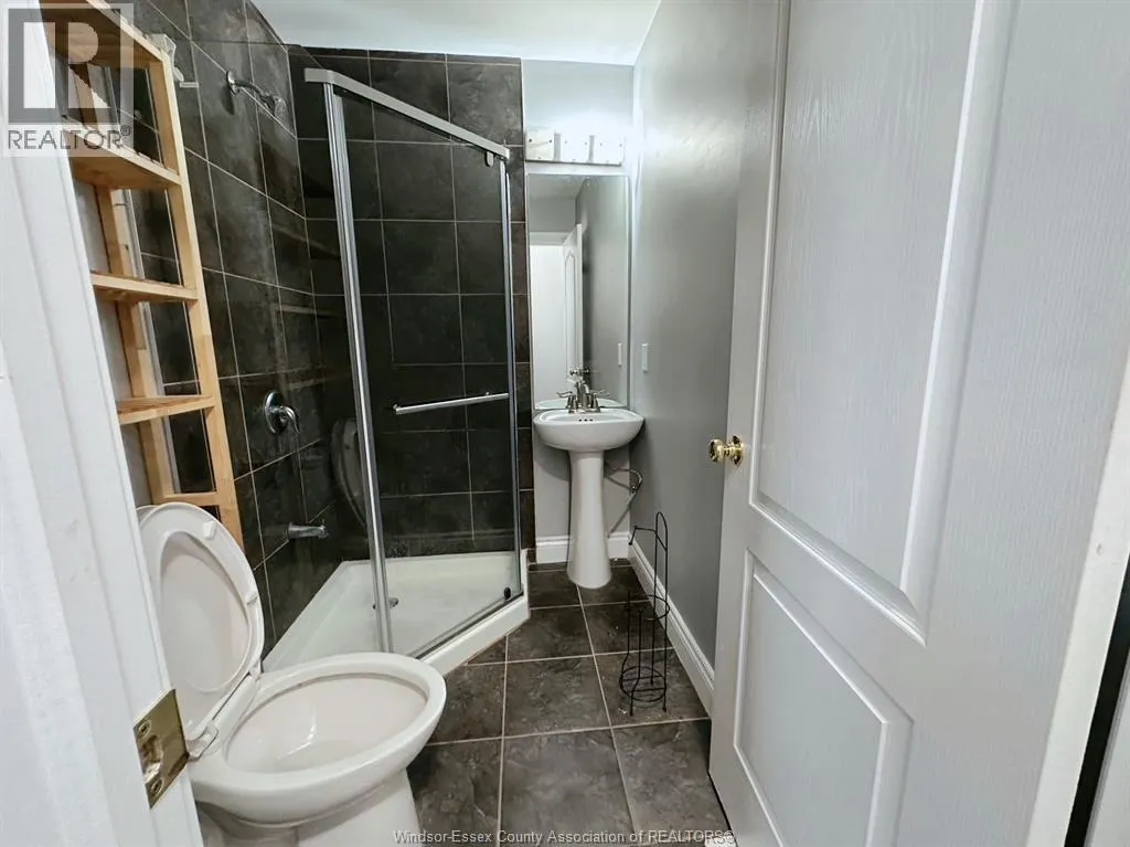 1977 NORTHWAY AVENUE Unit# UPPER