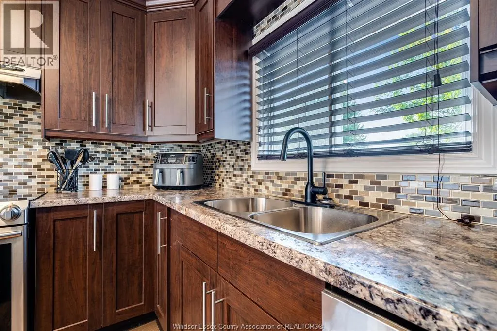 1660 Fairlea