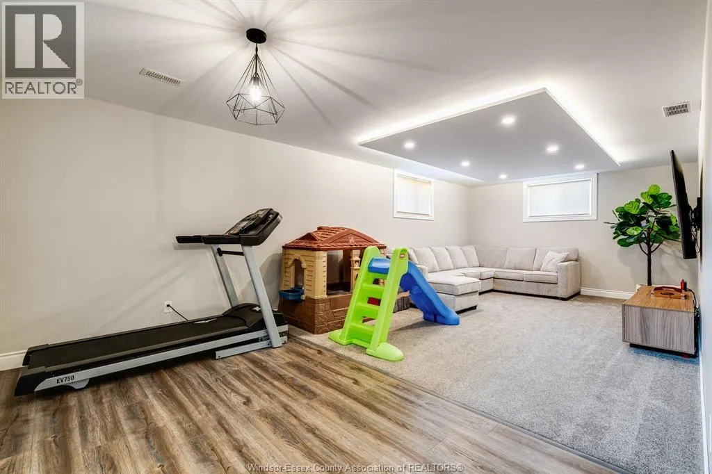 1660 Fairlea