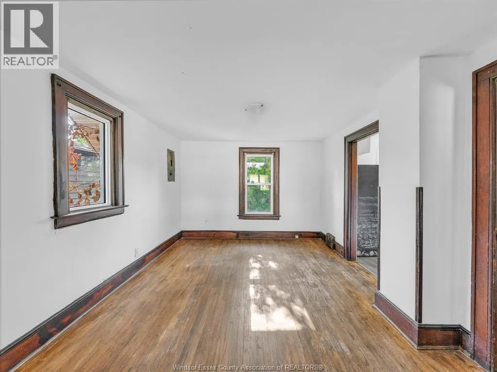 527 MCEWAN Unit# UPPER