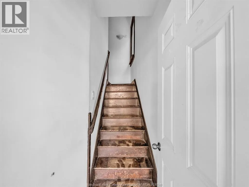 527-531 MCEWAN