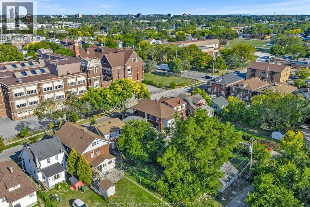 527-531 MCEWAN