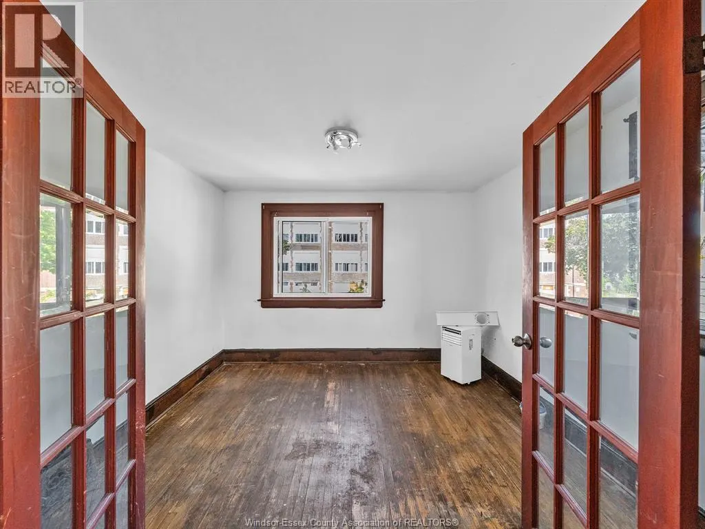 527-531 MCEWAN