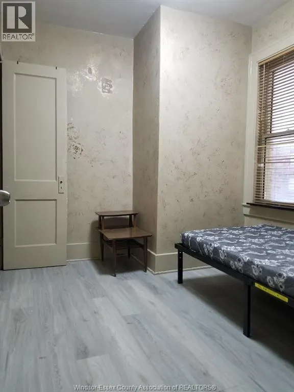1093 HOWARD Unit# 1
