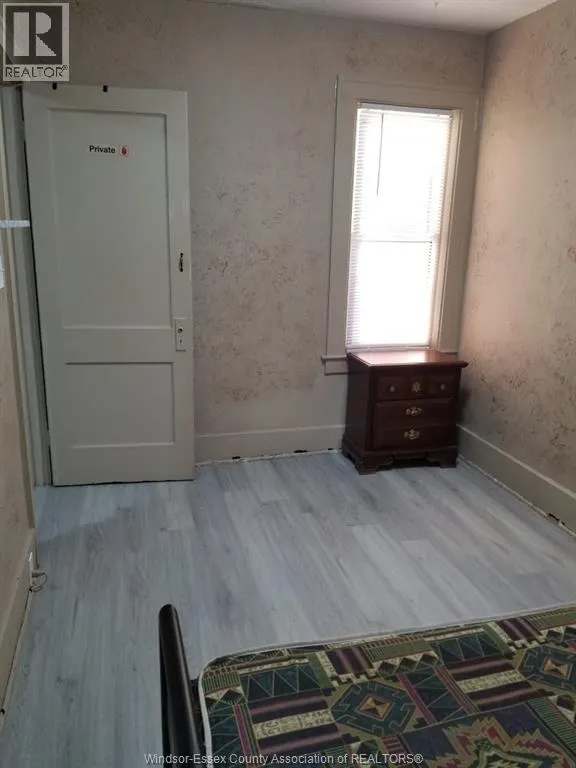 1093 HOWARD Unit# 1
