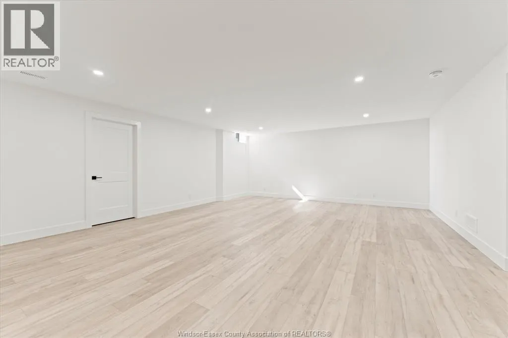 3 EAGLE STREET