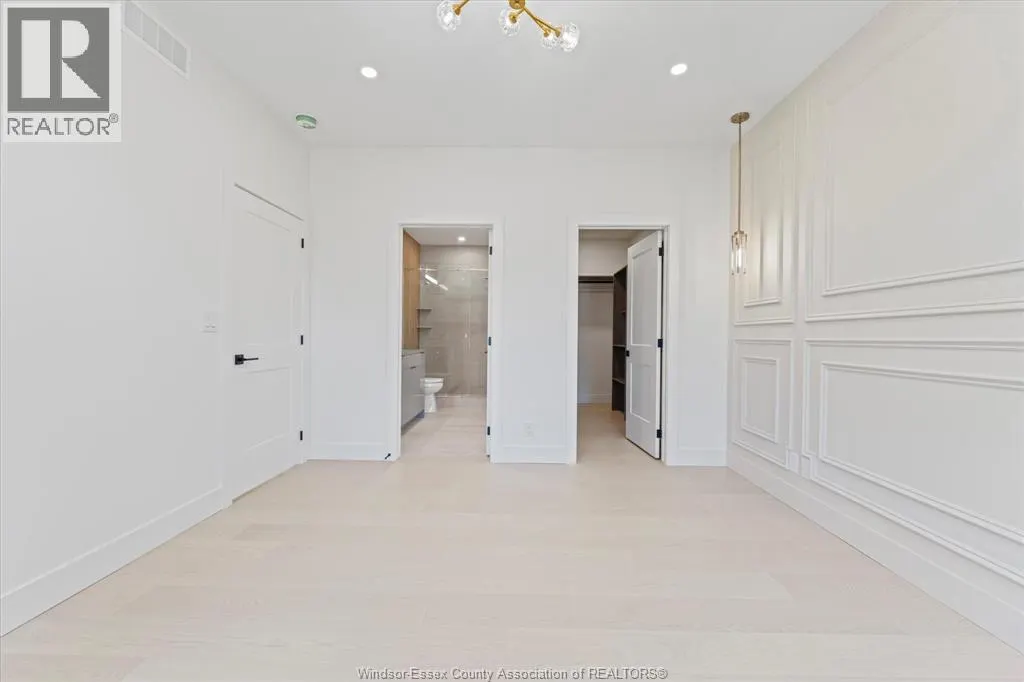 3 EAGLE STREET