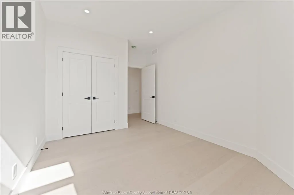 3 EAGLE STREET