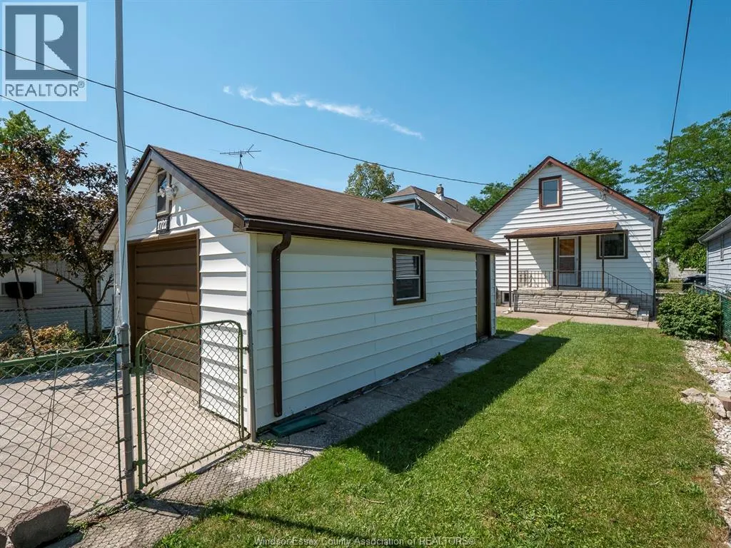 1722 ALBERT ROAD