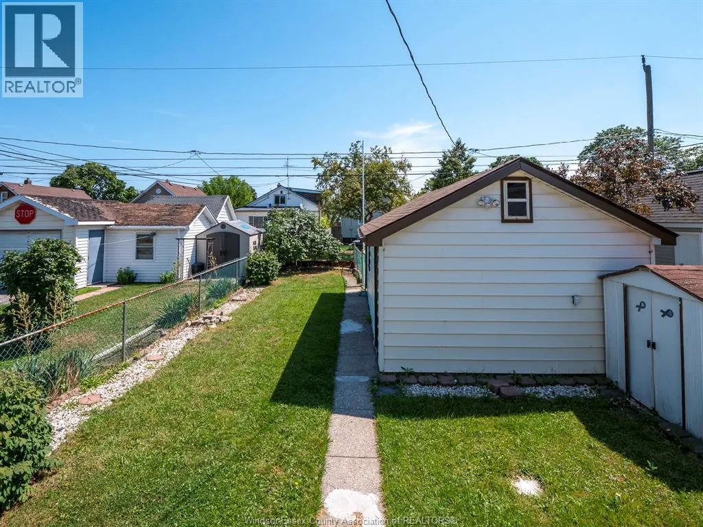 1722 ALBERT ROAD