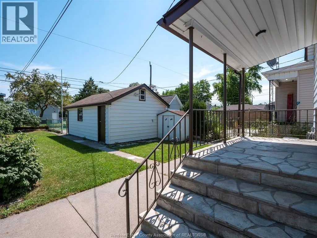 1722 ALBERT ROAD