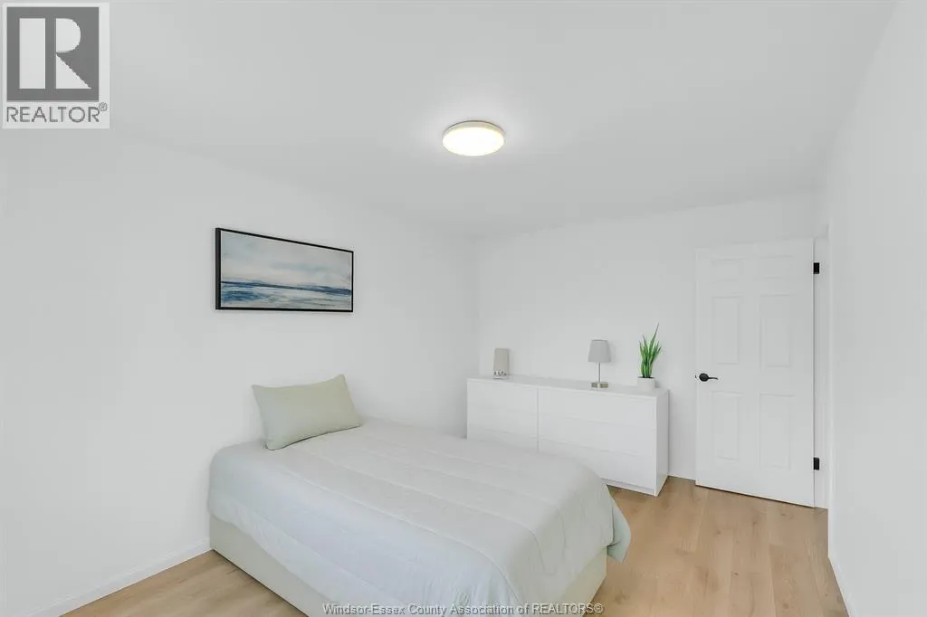 2894 SHERWAY DRIVE