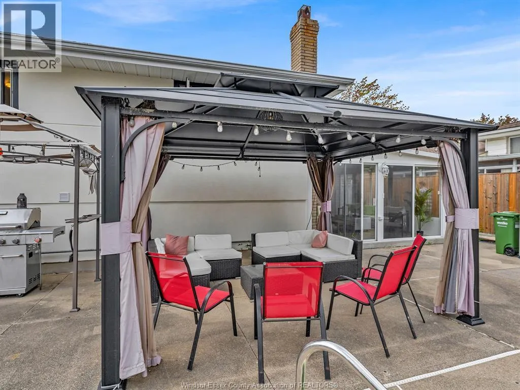 2894 SHERWAY DRIVE