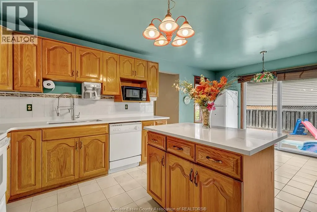 2862 MANGIN CRESCENT