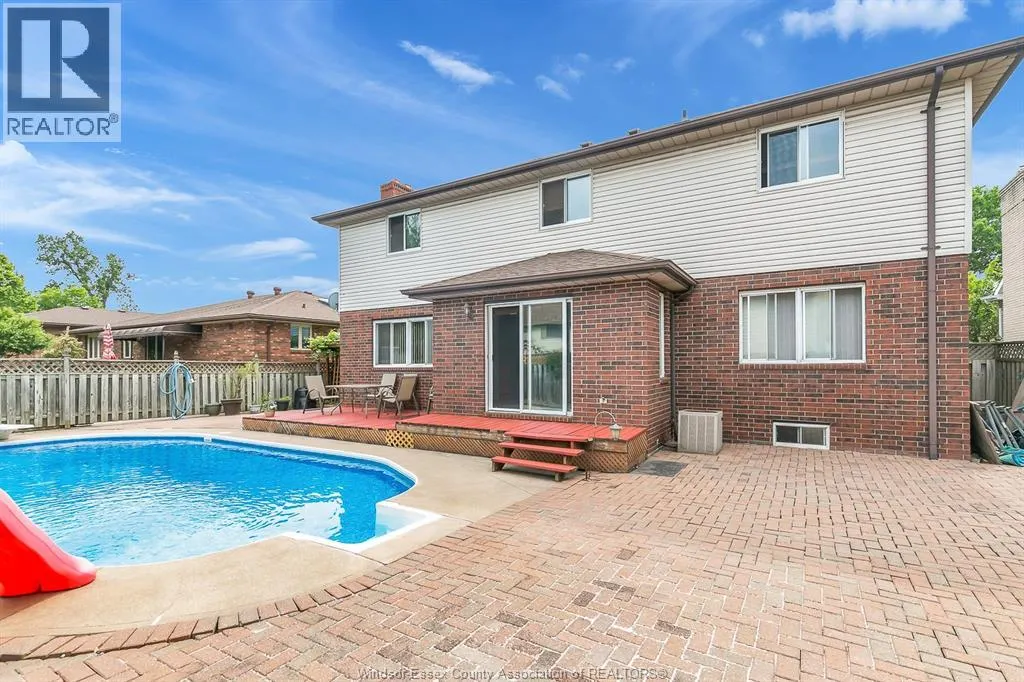 2862 MANGIN CRESCENT