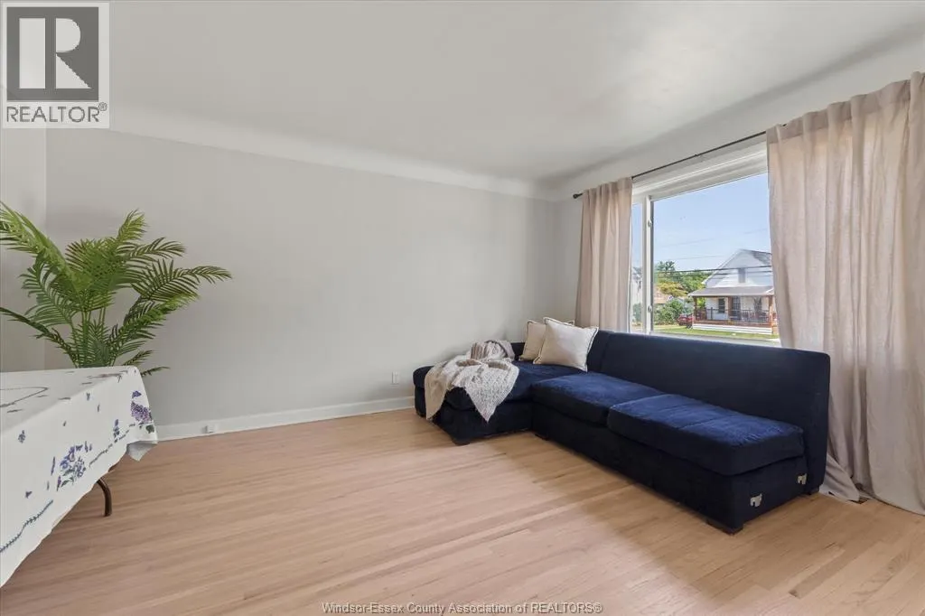 379 LAUZON ROAD