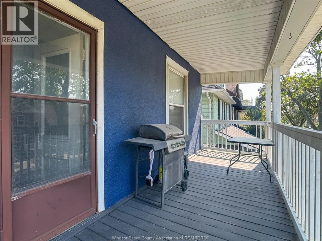 328 GLADSTONE