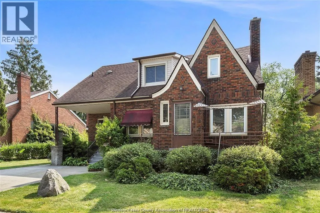 277 Villaire AVENUE