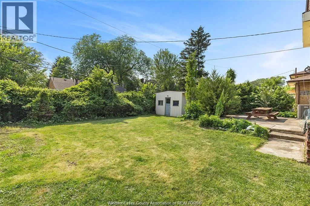 277 Villaire AVENUE