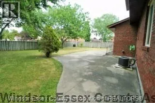 586 DRESDEN PLACE