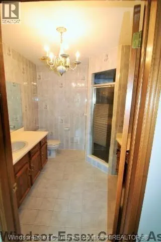 586 DRESDEN PLACE