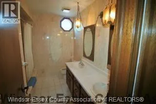 586 DRESDEN PLACE