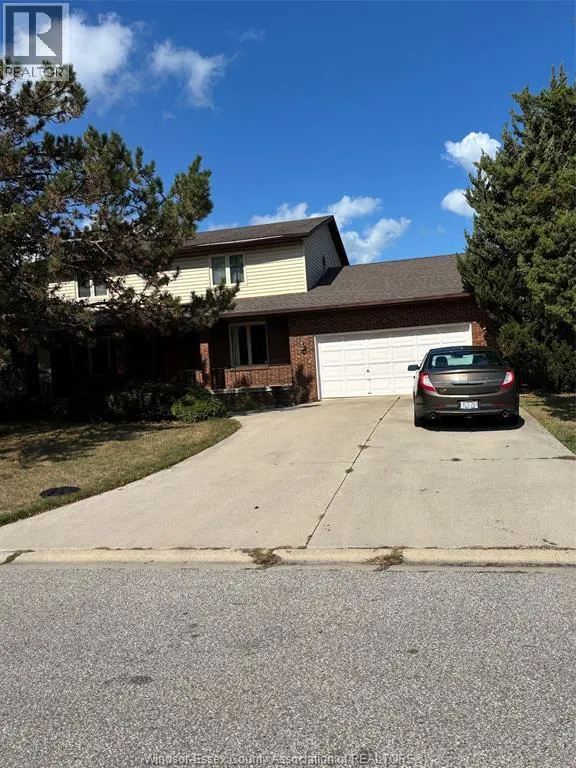 586 DRESDEN PLACE