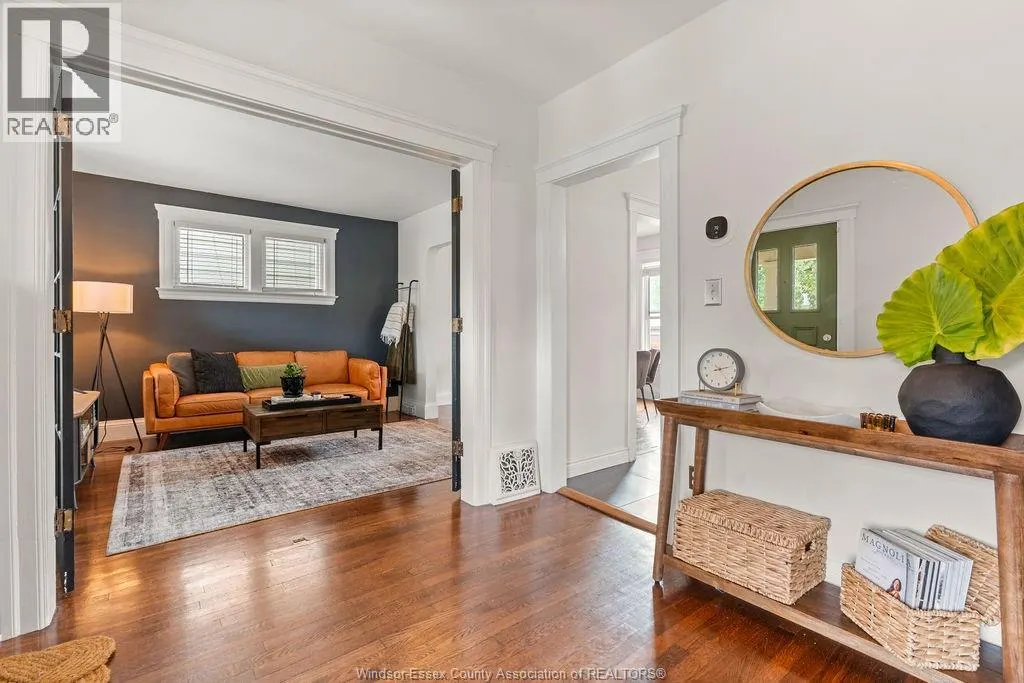 785 Moy Ave.