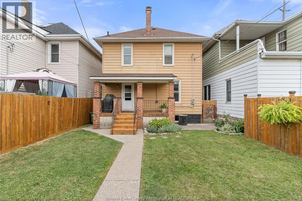 785 Moy Ave.