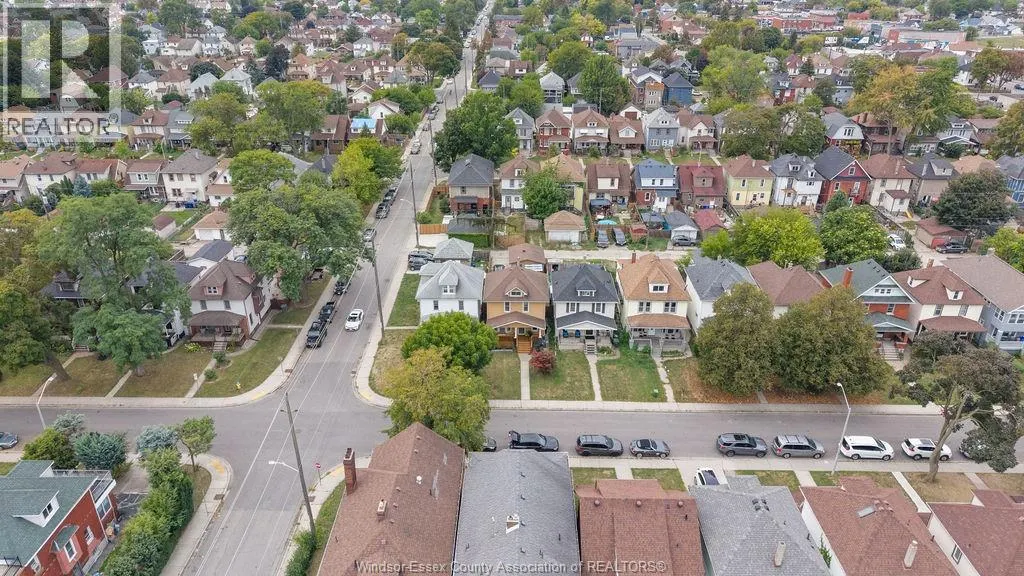 785 Moy Ave.