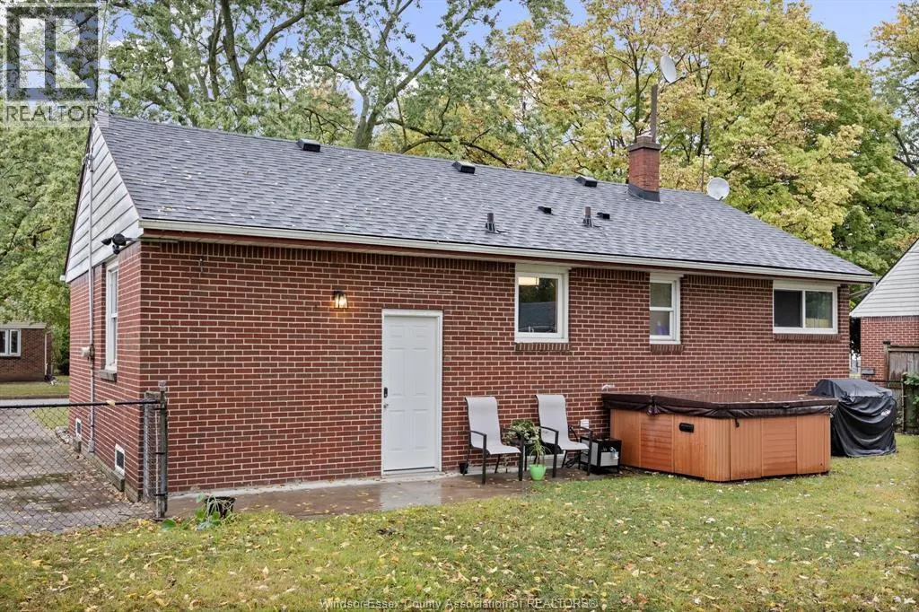 2555 VIRGINIA PARK