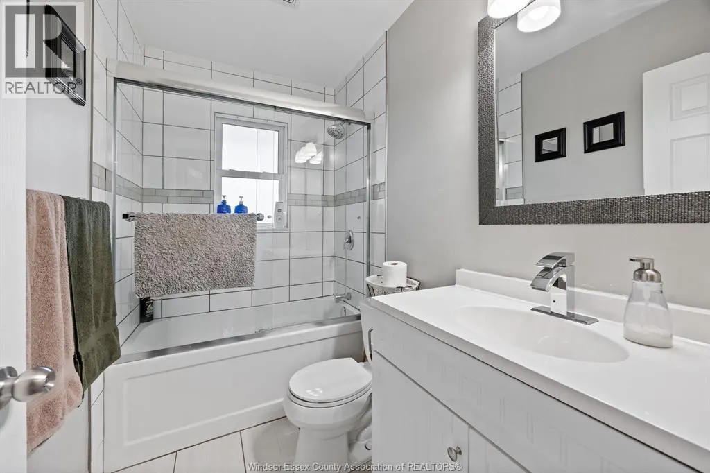 2555 VIRGINIA PARK