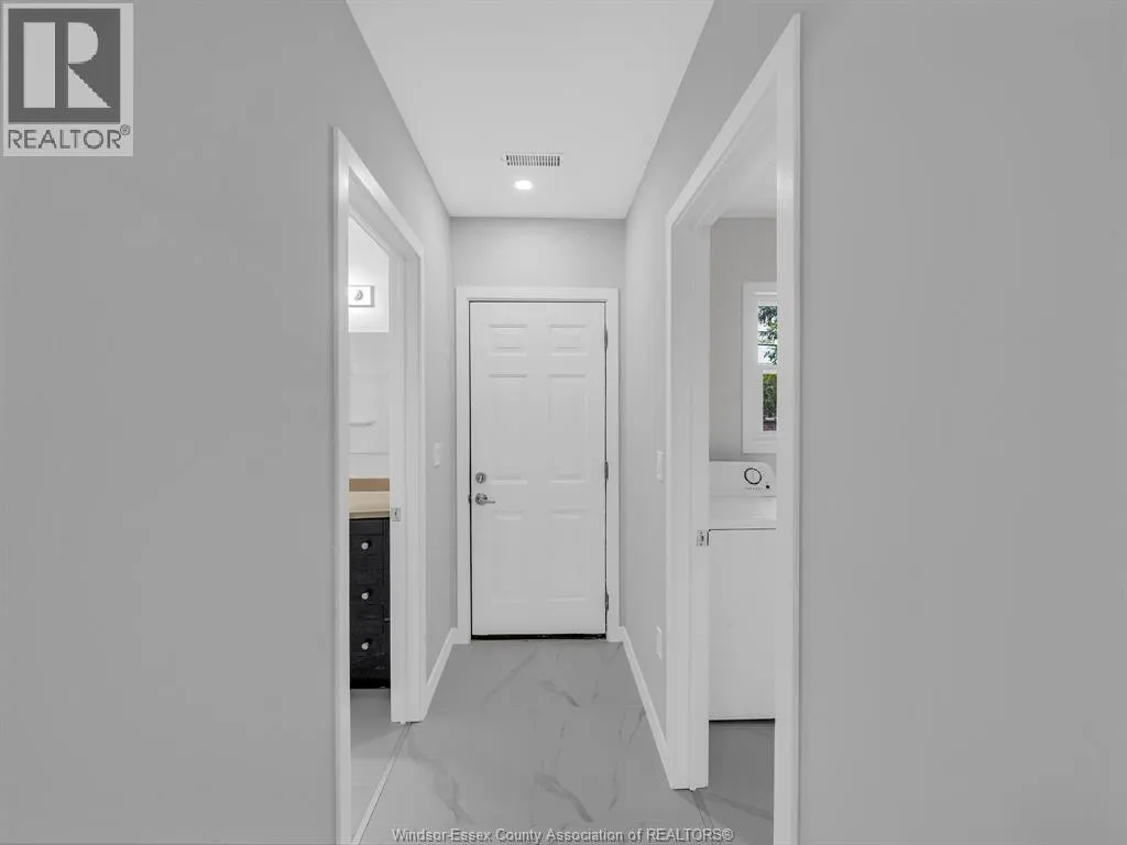 432 MCKAY AVENUE