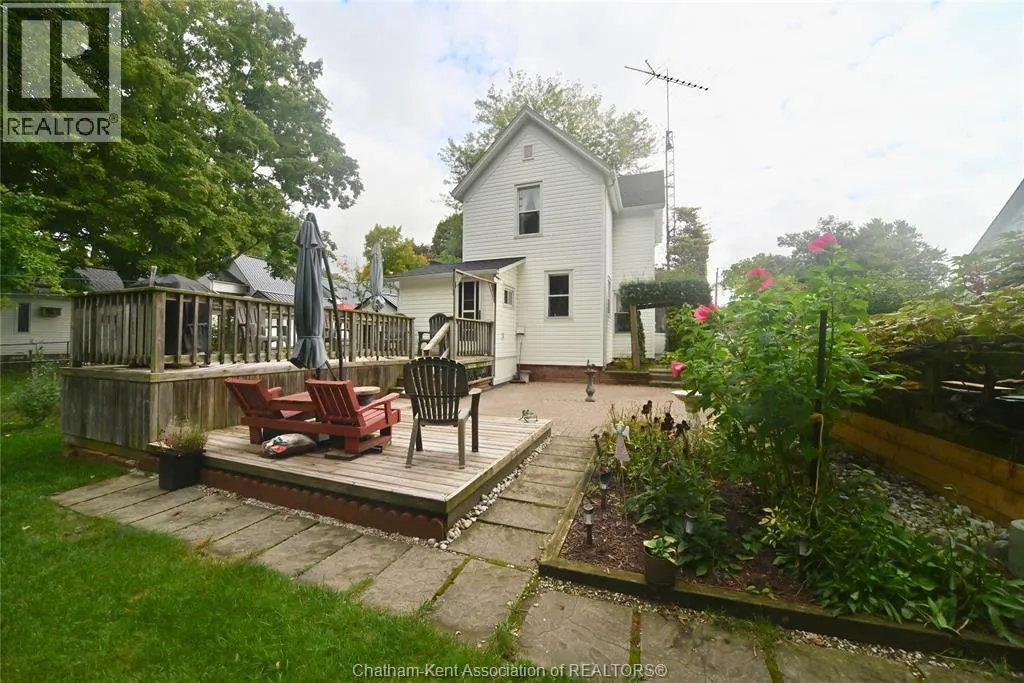 51 Erie STREET South