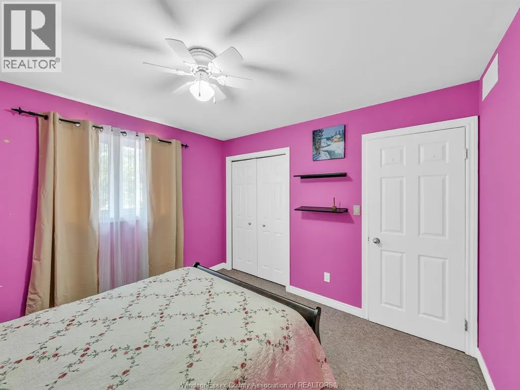 1098 STONEYBROOK CRESCENT