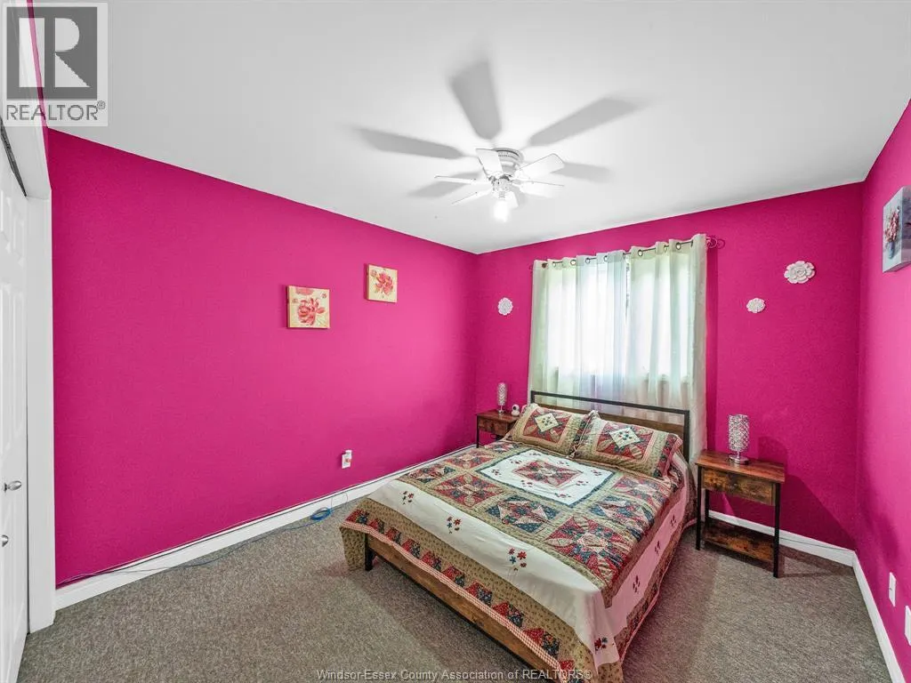 1098 STONEYBROOK CRESCENT