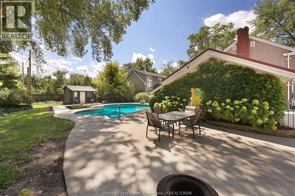 7341 RIVERSIDE DRIVE East