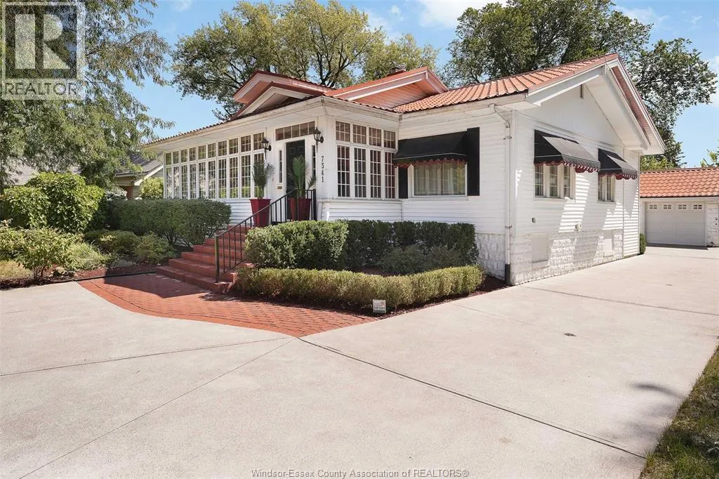 7341 RIVERSIDE DRIVE East