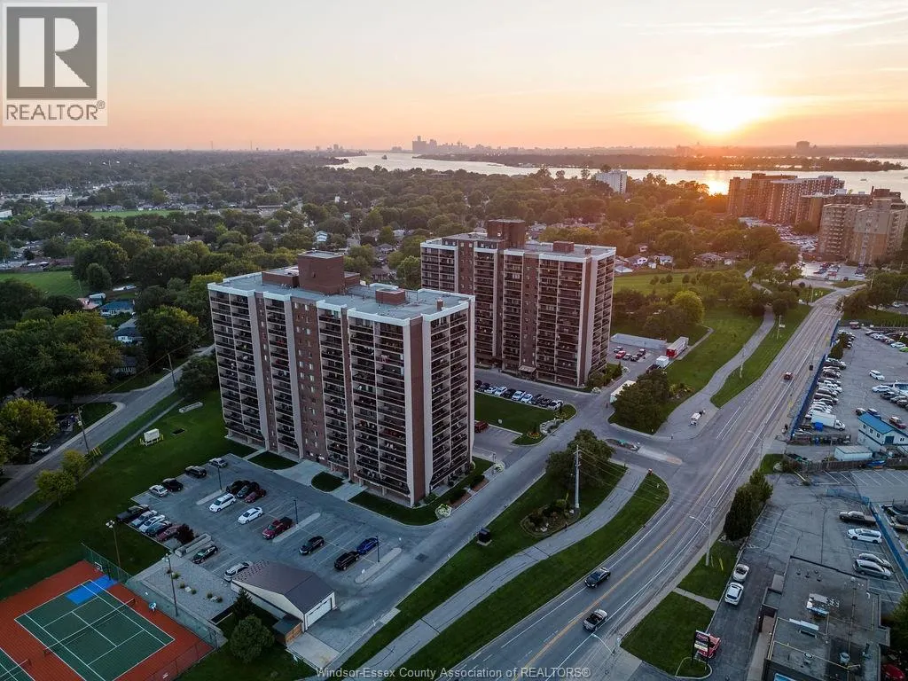 9099 RIVERSIDE DRIVE East Unit# 1117 E