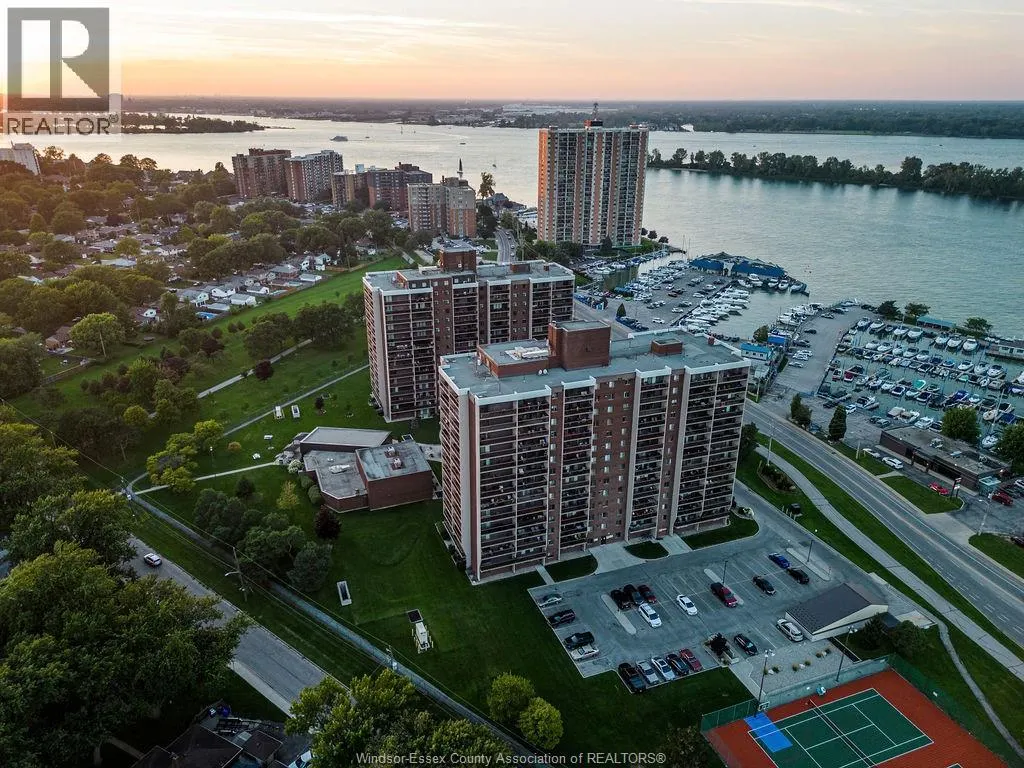 9099 RIVERSIDE DRIVE East Unit# 1117 E